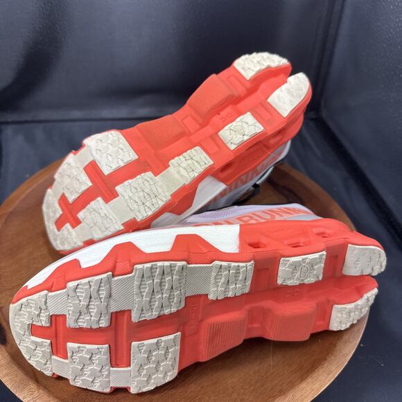 ON Running Brand Cloud Cloudmonster Hyper White/Orange Women's Shoes Size 6.5W - Picture 5 of 7